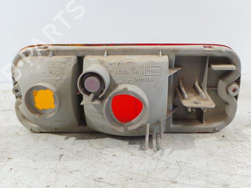 Used Right tailgate light Right tailgate light SUZUKI GRAND VITARA I (FT, HT) 2.0 HDI 110 16V 4x4 (SQ420D, TD83V, JA420WD) (109 hp) 27405761 27405761