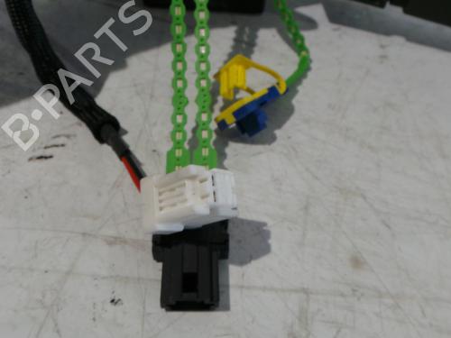 Used Squib airbag Squib airbag RENAULT CLIO IV (BH_) 1.5 dCi 90 (90 hp) 23828929 23828929