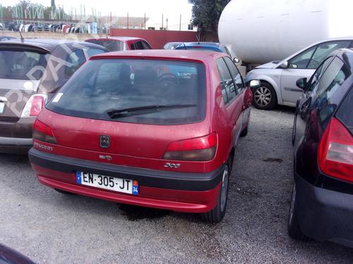 Left mirror PEUGEOT 306 Hatchback (7A, 7C, N3, N5) 1.6 | BP22325309C26 