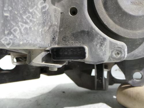 Left headlight RENAULT SCÉNIC II (JM0/1_) 2.0 dCi (JM1K) | BP30535519C28