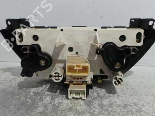 climate-control-toyota-rav-4-ii-_a2_-2000-2001-2002-2003-2004-2005-40596300 main image
