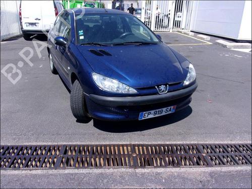 Tåkelys/Varsellys PEUGEOT 206 Hatchback (2A/C) 1.4 HDi eco 70 | BP22326231C37 