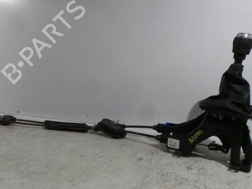 Used Gear lever RENAULT CLIO V (B7_) 1.5 Blue dCi 100 (B7AD) (101 hp) 30973992