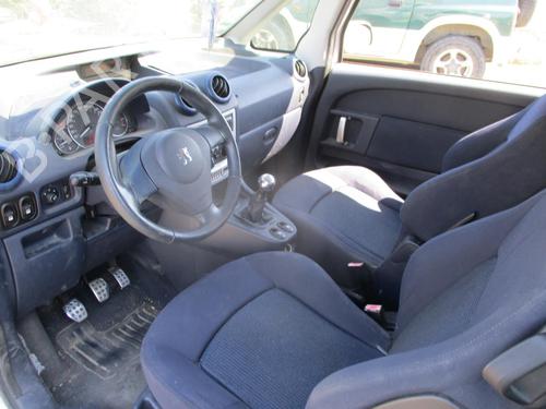 Left mirror PEUGEOT 1007 (KM_) 1.4 HDi | BP22326702C26 