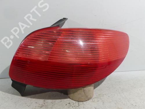 Piloto trasero derecho PEUGEOT 206 Hatchback (2A/C) 1.1 i (60 hp) 30863660