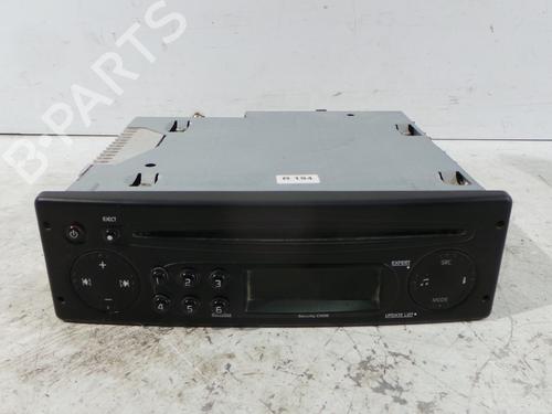 Used Radio Radio RENAULT KANGOO / GRAND KANGOO II (KW0/1_) 1.5 dCi 90 (KW05, KW08, KW0G, KW11) (90 hp) 30593031 30593031