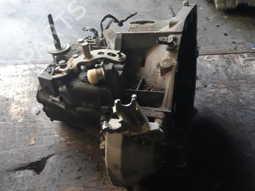 Getriebe für PEUGEOT 607 (9D, 9U) 2.2 HDi (133 hp) 22324122