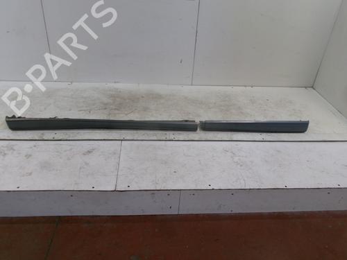 Used Left sideskirt SUBARU IMPREZA Saloon (GC) 2.0 Turbo GT AWD (GC8) (218 hp) 27304996