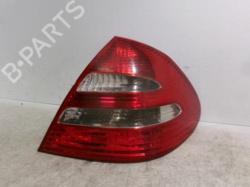 Used Right taillight MERCEDES-BENZ E-CLASS (W211) E 200 CDI (211.004) (122 hp) 29214207