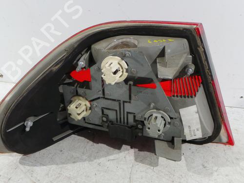 Used Right taillight Right taillight MERCEDES-BENZ E-CLASS (W210) E 220 CDI (210.006) (125 hp) 27637759 27637759