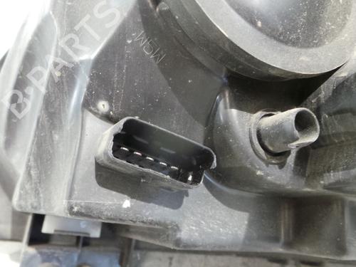 Used Right headlight Right headlight RENAULT CLIO II (BB_, CB_) [1998-2016] 33895654 33895654