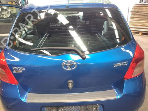 Bagklap CC/Kombi-Coupé TOYOTA YARIS (_P9_) 1.0 VVT-i (KSP90_, KSP90R) (69 hp) 28049016