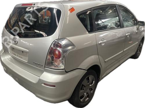 Seat buckle TOYOTA COROLLA Verso (ZER_, ZZE12_, R1_) 1.8 (ZNR11_, ZNR11R) | BP27239230I32 
