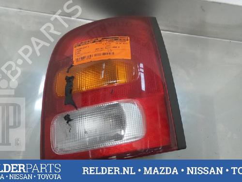 Used Right taillight NISSAN MICRA II (K11) 1.3 i 16V (75 hp) 22135214