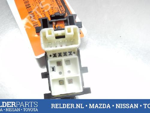 Switch TOYOTA RAV 4 III (_A3_) 2.2 D 4WD (ALA30_, ALA30R) | BP22144285I30 