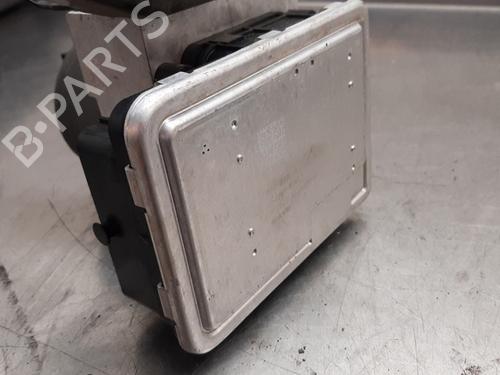 Used Electronic module TOYOTA TUNDRA Pickup (_K5_, _K6_) 5.7 4WD (USK56_, USK57_, USK55_, USK75_, USK55L, USK57L,... (386 hp) 29576315