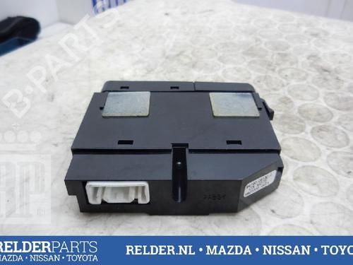 Switch TOYOTA AVENSIS Estate (_T25_) 2.0 VVT-i (AZT250_, AZT250R) | BP22137285I30 