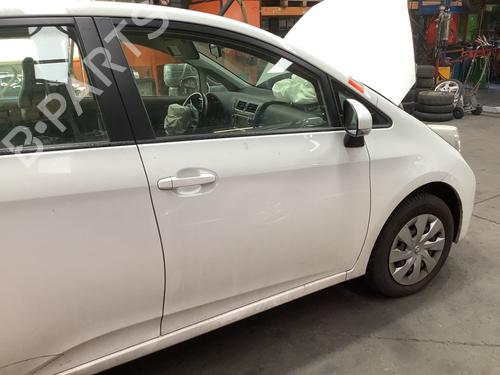 Used Right front door Right front door TOYOTA VERSO S (_P12_) 1.33 (NSP120_) (99 hp) 34182860 34182860