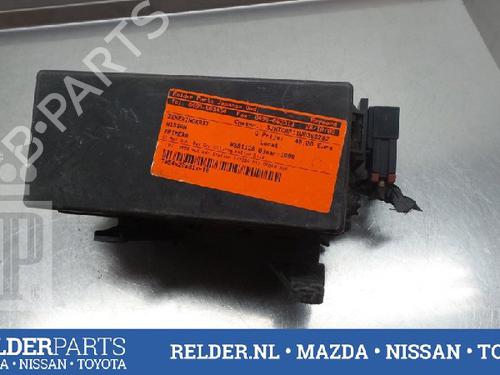 Used Fuse box NISSAN PRIMERA Traveller (WP11) 2.0 16V (140 hp) 22135304