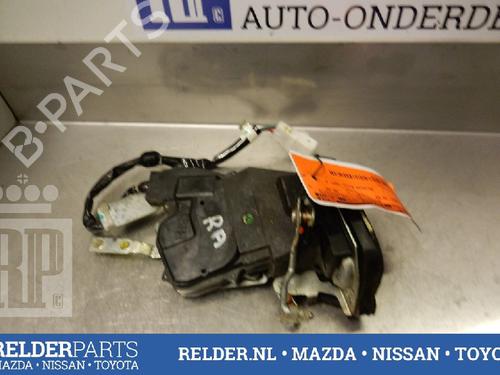 Used Rear right lock TOYOTA COROLLA Liftback (_E11_) 1.4 (ZZE111_, ZZE111R) (97 hp) 22137756