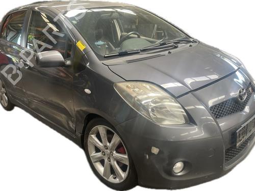 Windscreen washer tank TOYOTA YARIS (_P9_) 1.8 VVTi (ZSP90_, ZSP90R) | BP27192465C113