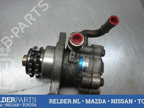 Used Vacuum pump NISSAN ALMERA II Hatchback (N16) 2.2 Di (110 hp) 22135484