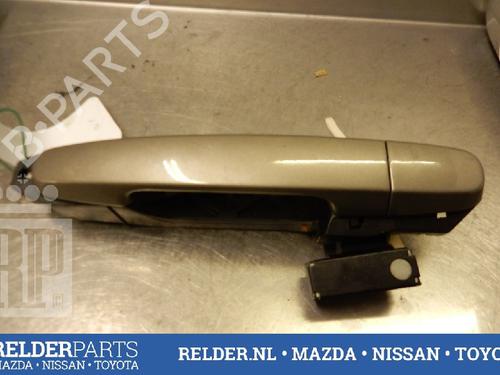 Used Rear right exterior door handle TOYOTA AVENSIS Saloon (_T25_) 1.8 VVT-i (ZZT251_, ZZT251R) (129 hp) 22139856