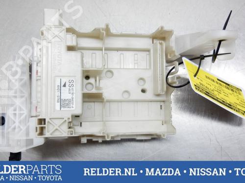 Used Fuse box TOYOTA AYGO (_B4_) 1.0 (KGB40) (69 hp) 22154006