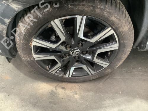 Used Wheel set Wheel set TOYOTA YARIS CROSS (MXP_) 1.5 Hybrid AWD-i (MXPJ16) (131 hp) 40443998 40443998