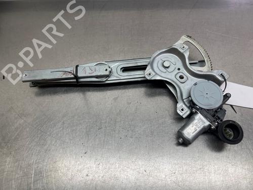 Used Front right window mechanism TOYOTA YARIS (_P9_) 1.3 VVT-i (SCP90_, SCP90R) (87 hp) 25214475