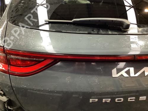 Venstre Baklys KIA PROCEED (CD) 1.6 T-GDI GT (204 hp) 31632486