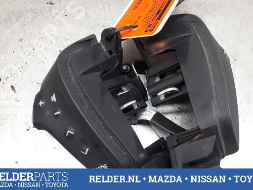 Used Steering wheel controls TOYOTA AVENSIS Estate (_T25_) 2.0 VVT-i (AZT250_, AZT250R) (147 hp) 22159071