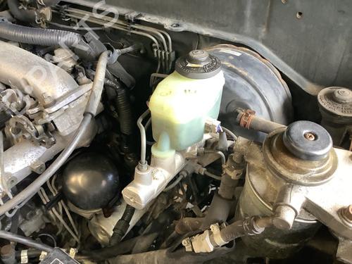 Hovedbremsecylinder TOYOTA LAND CRUISER 90 (_J9_) 3.0 TD (KZJ90_, KZJ95_, KZJ90R, KZJ95R, KZJ90W, KZJ95W) (125 hp) 22171182