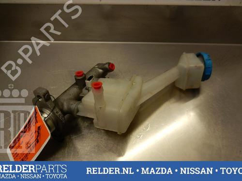 Used Brake master cylinder NISSAN PRIMERA Estate (WP12) 1.8 (115 hp) 22146502