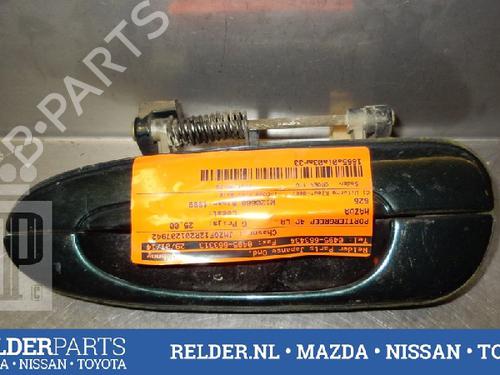 Venstre bak utvendig håndtak MAZDA 626 V (GF) 2.0 Turbo DI (GFFP) (101 hp) 22145484