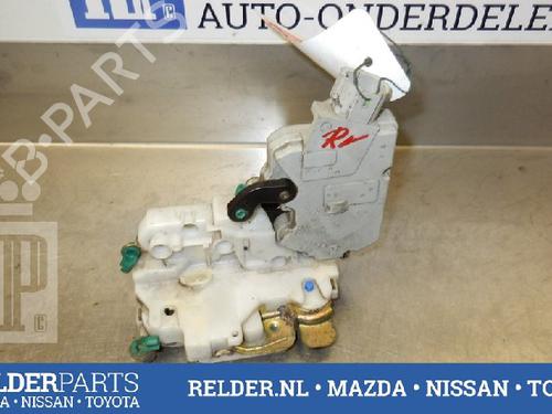 Used Front right lock NISSAN PRIMERA Traveller (WP11) 2.0 TD (90 hp) 22142505