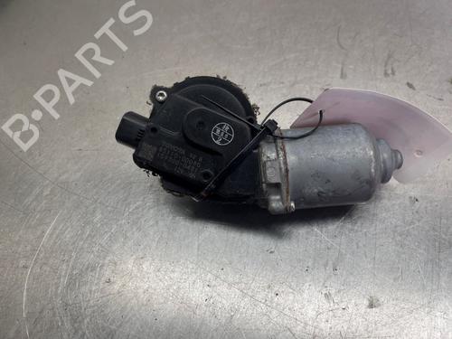 Used Front wiper motor TOYOTA YARIS (_P9_) 1.0 VVT-i (KSP90_, KSP90R) (69 hp) 28173563
