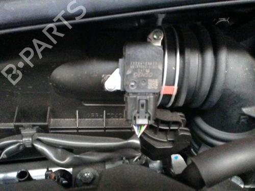 Used Mass air flow sensor TOYOTA YARIS (_P13_) 1.3 (NSP130_, NSP130) (99 hp) 22157193