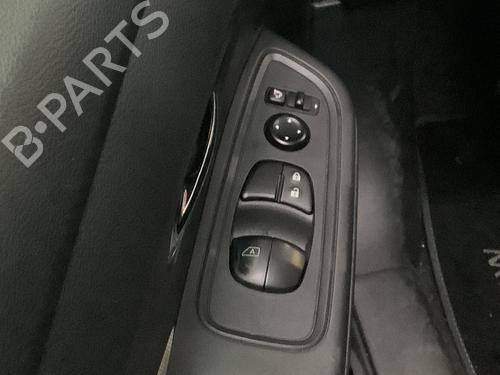 Used Switch NISSAN MICRA V (K14) 0.9 IG-T (90 hp) 22992847
