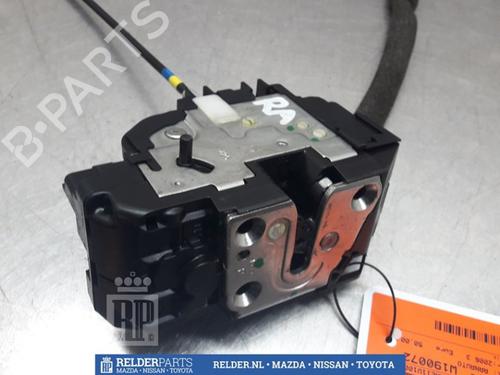 Rear right lock NISSAN NOTE (E11, NE11) 1.4 | BP22157721C99 
