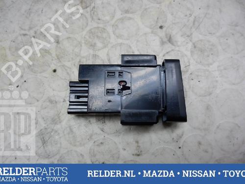 Used Switch TOYOTA COROLLA (_E12_) 1.6 VVT-i (ZZE121_, ZZE121R) (110 hp) 22144542