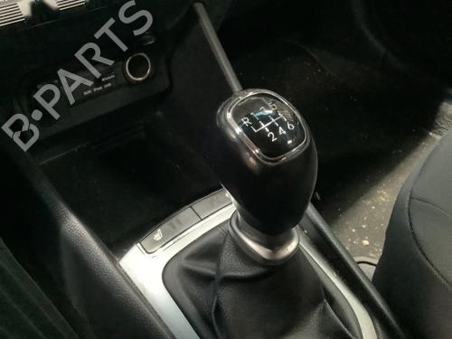 Used Shift knob KIA RIO III (UB) 1.4 CVVT (109 hp) 26327274