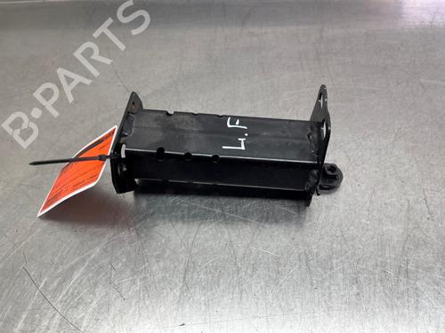 Support du pare-chocs avant TOYOTA YARIS (_P21_, _PA1_, _PH1_) 1.5 Hybrid (MXPH10, MXPH11) (116 hp) 30902045