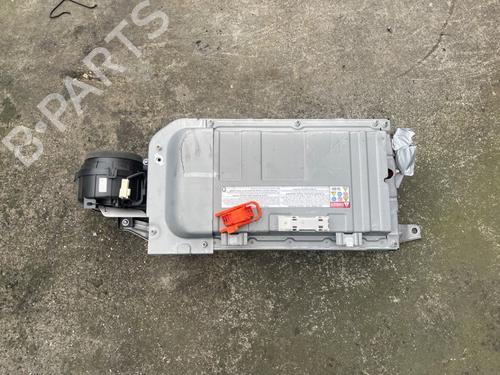 Used Battery Battery TOYOTA YARIS (_P13_) 1.5 Hybrid (NHP130_, NHP130) (101 hp) 33745817 33745817