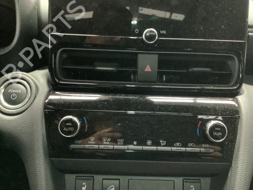 climate-control-toyota-yaris-cross-mxp_-2020-40443956 main image