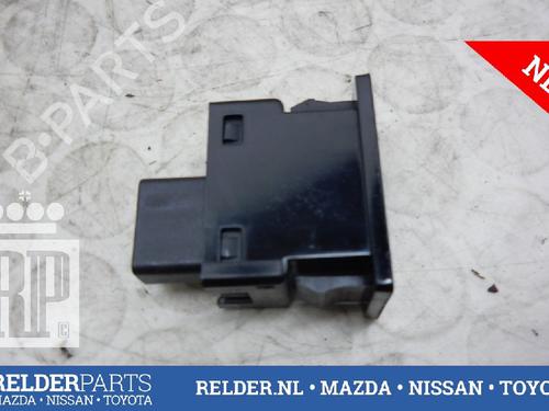 Used Switch TOYOTA COROLLA (_E12_) 1.4 D (NDE120_, NDE120R) (90 hp) 22144523