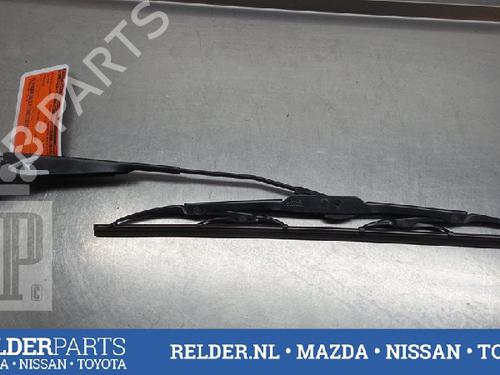 Used Rear windshield wiper arm TOYOTA AVENSIS (_T25_) 2.2 D-4D (ADT251_, ADT251R) (150 hp) 22146652