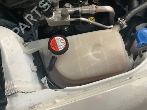 Expansion tank TOYOTA AURIS (_E18_) 1.8 Hybrid (ZWE186_, ZWE186R) | BP22164592C120 