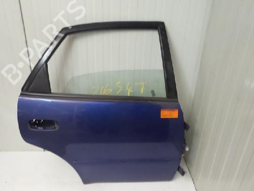 Dør højre bagtil Dør højre bagtil TOYOTA COROLLA Liftback (_E11_) 1.4 (ZZE111_, ZZE111R) (97 hp) 22136493 22136493