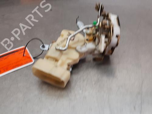 Venstre foran lås TOYOTA YARIS (_P1_) 1.3 (SCP12_, SCP13_, SCP12R, SCP13R) (87 hp) 33120072